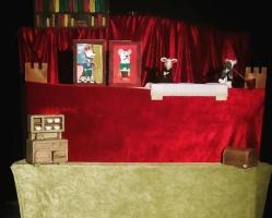 Egy kis karácini csoda , a Szabad Színház bábelőadása