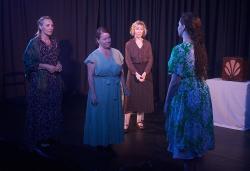 Brian Friel: : Pogánytánc - A Marconi Projekt előadása